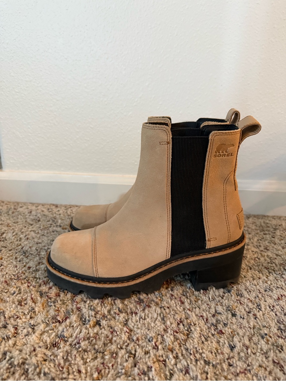 Sorel Tan Suede Joan